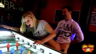 Agata.Pubblico.Anale.Sesso.In.L&#039;.Video.Gioco.Camera.TeenAmite2011.FullHD iyutero.com