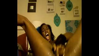 ���ാഴേക്കൊഴികിയില്ല വെബ് ക്യാം squirt