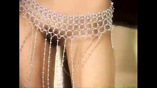 ���டனம் தனி பெண் நல்ல a4U - Lincy Leaw