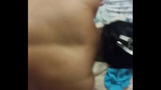 MOJA BOGATA ŻONA NA RAKA