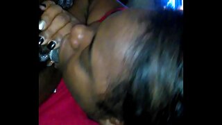 Ĺ�木宝贝吸粗黑的鸡巴