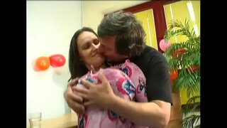 Vigorous girl Jenny karo amba alam susu bakal banged saka konco