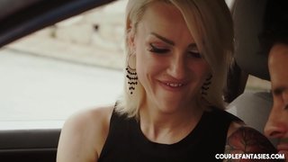 زوجين يعيش خارج الأوهام غريب